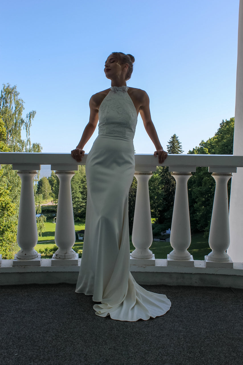 MONIQUE HÄÄPUKU