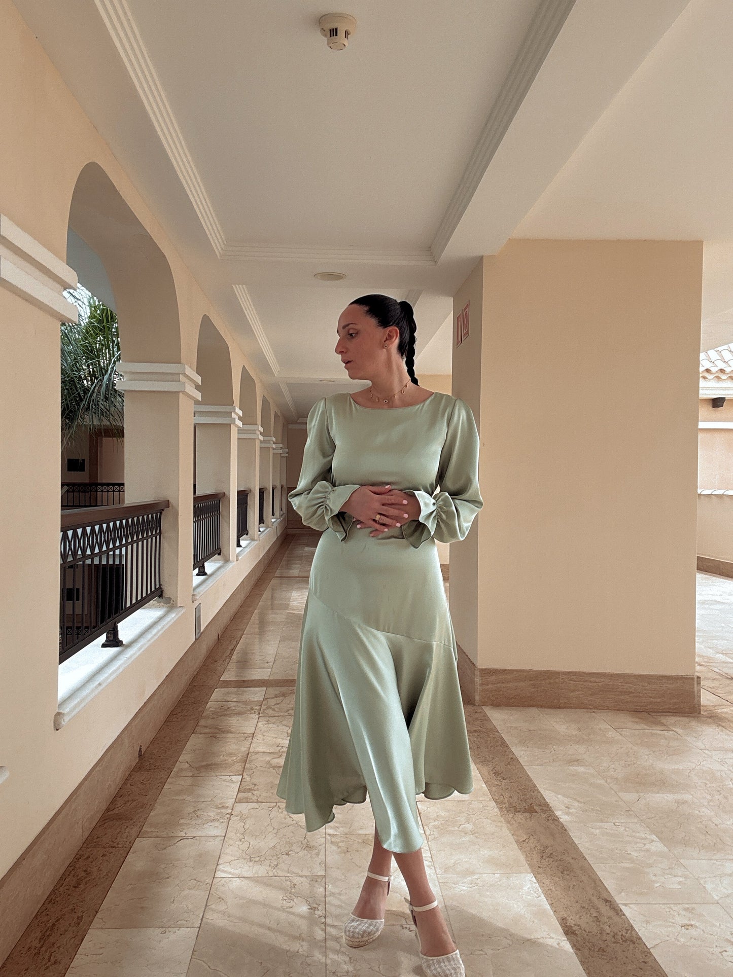 LUNA - LONG SLEEVES FLAIR DRESS