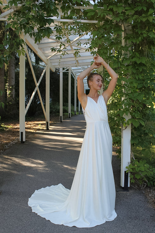 CHLOE HÄÄPUKU