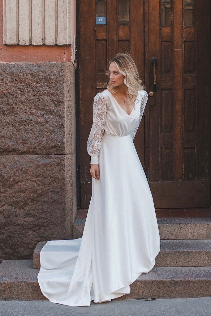FLORA HÄÄPUKU