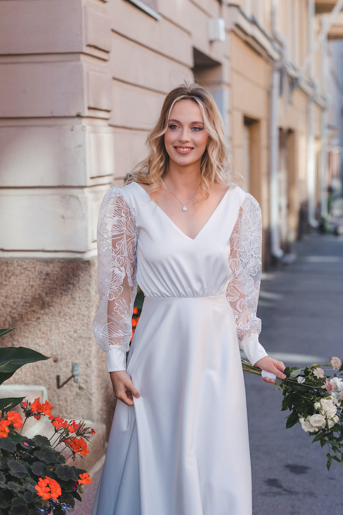 FLORA HÄÄPUKU