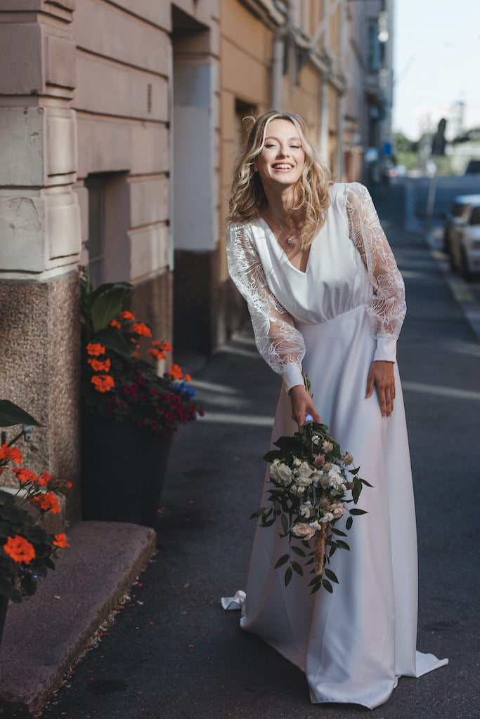FLORA HÄÄPUKU