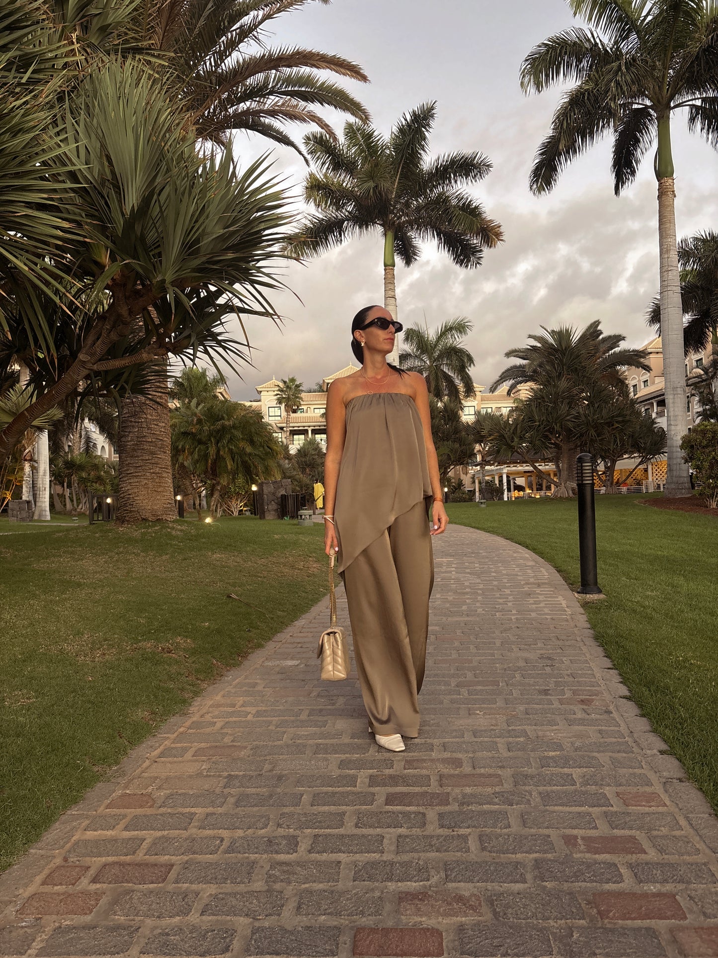 EDEN SET - OLIVE BROWN